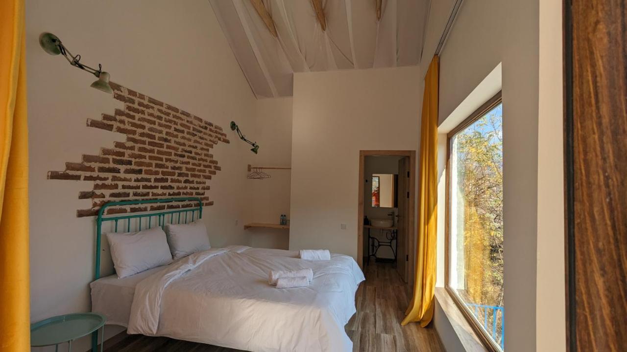 Hotel Arevi Gosh Eksteriør bilde